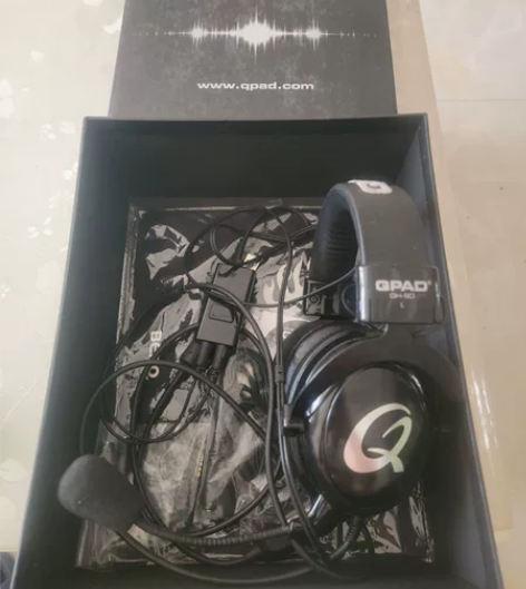 Qpad 酷倍达qh90专业电竞耳机。当年...