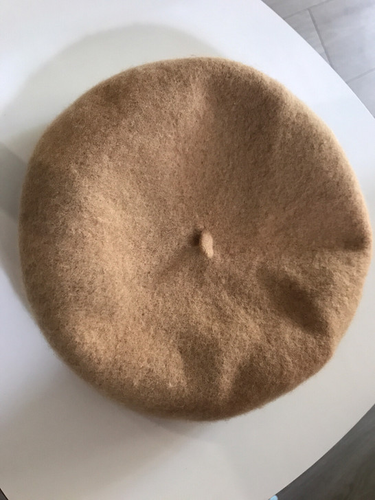 浅咖色羊毛贝雷帽