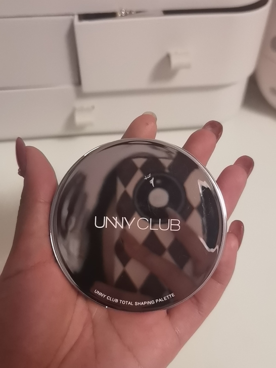 unny的修容，脑子抽风买了，，根本不用