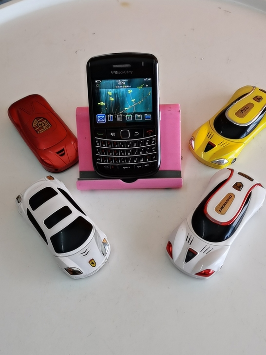 黑莓9650手机 学生手机 老人手机 戒网...