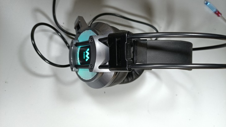 网鸣游戏耳机，二手耳机，成色如图，支持7....