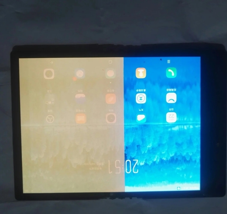 低价出柔宇折叠手机8+128内存，骁龙85...