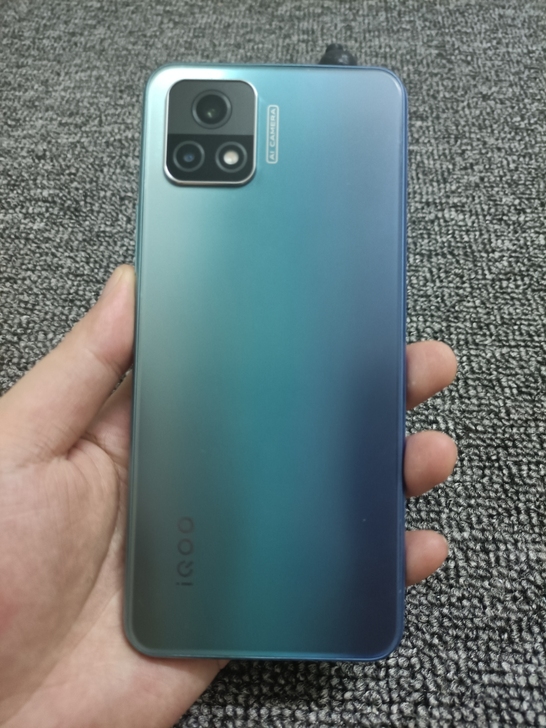 vivo iqoou3官方保修到22年1月...