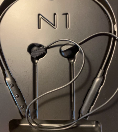 唐麦蓝牙耳机 九成新 买新的闲置了  黑色...