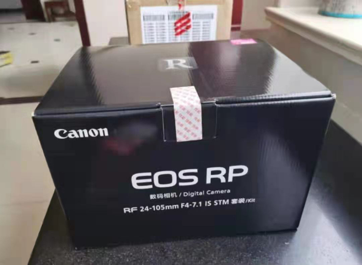 佳能 EOS RP 全画幅 专业级微单