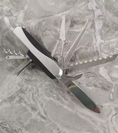 闲置户外多功能军刀,阳江出产质量上乘 感兴...