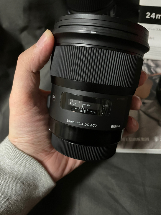 适马24 F1.4 佳能EF卡口 成色99新
