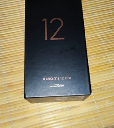 小米12pro蓝色12+256， 盒子、数...
