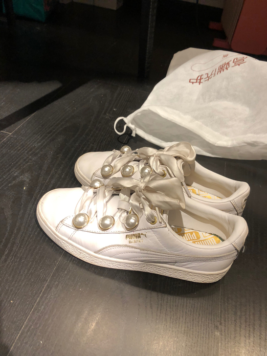 Puma 彪马 蕾哈娜 米白珍珠丝绸简版松...