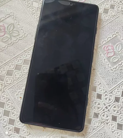 红米k40游戏增强版，12+256 顶配9...