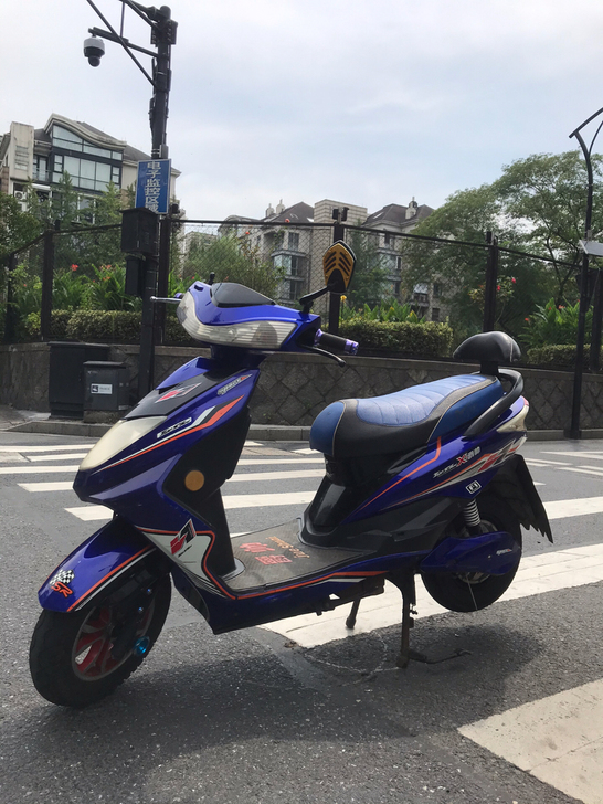 大迅鹰，60v45到50公里，车好骑，12...
