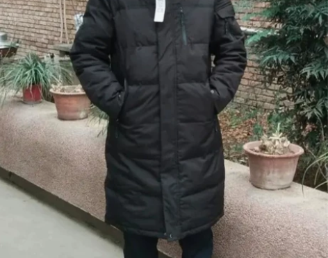 冬季连帽白鸭绒中老年男士长款羽绒服 年底清...