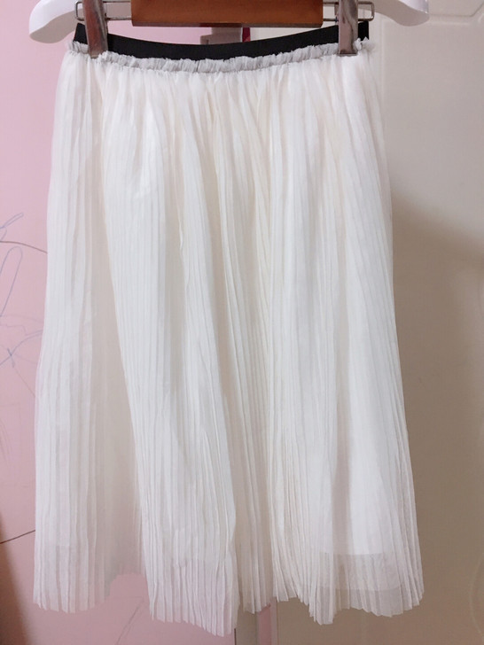 多品牌100元挑4件。淘宝直播不播了，好多...