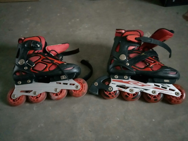 二手旱冰鞋(8，5成新，34码~37码)可...