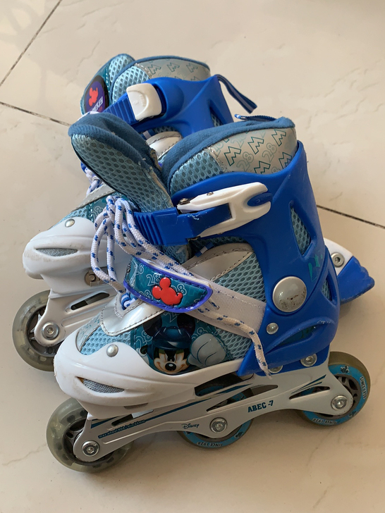 MESUCA直排轮旱冰鞋，适合刚学溜冰的小...