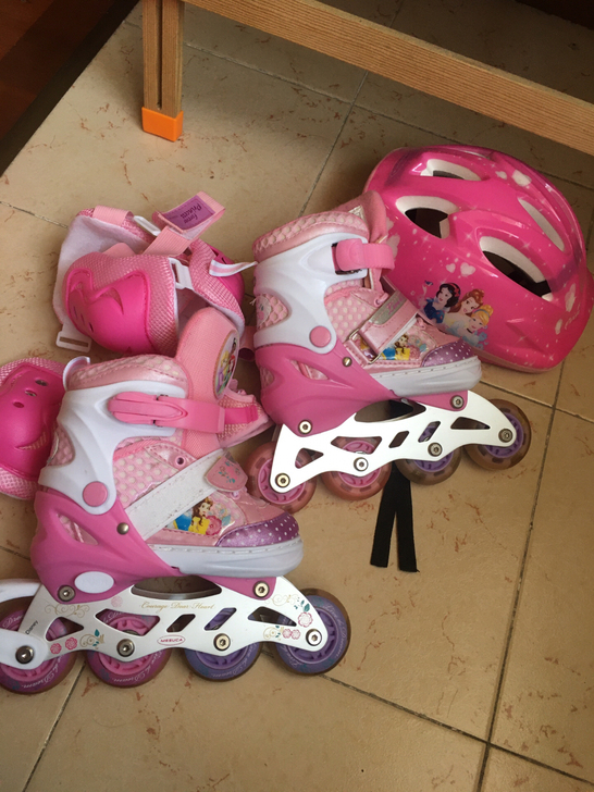 迪斯尼disney公主轮滑鞋带护具，八轮带...