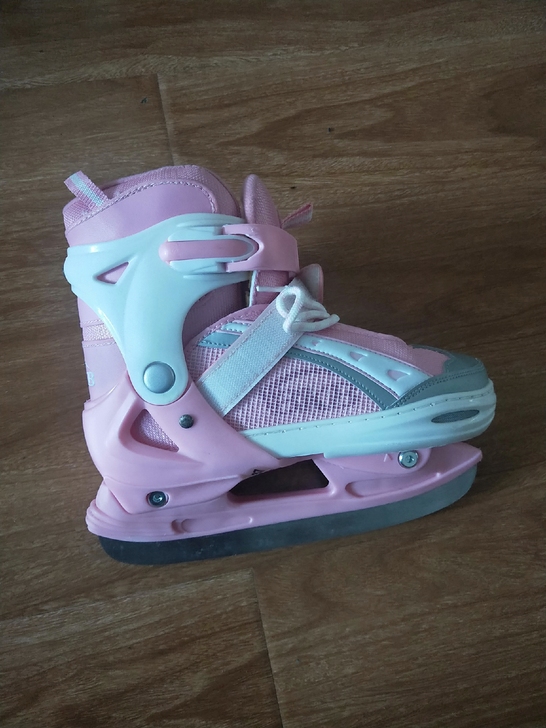 转闲置儿童冰刀鞋34-37码，买回来穿过两...