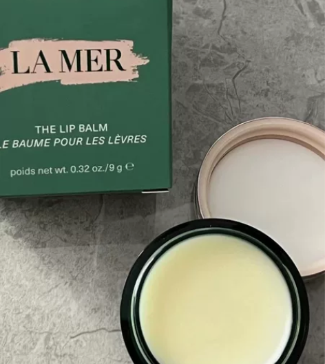 海蓝之谜护唇膏9g,买回来没有用,就拆开拍...