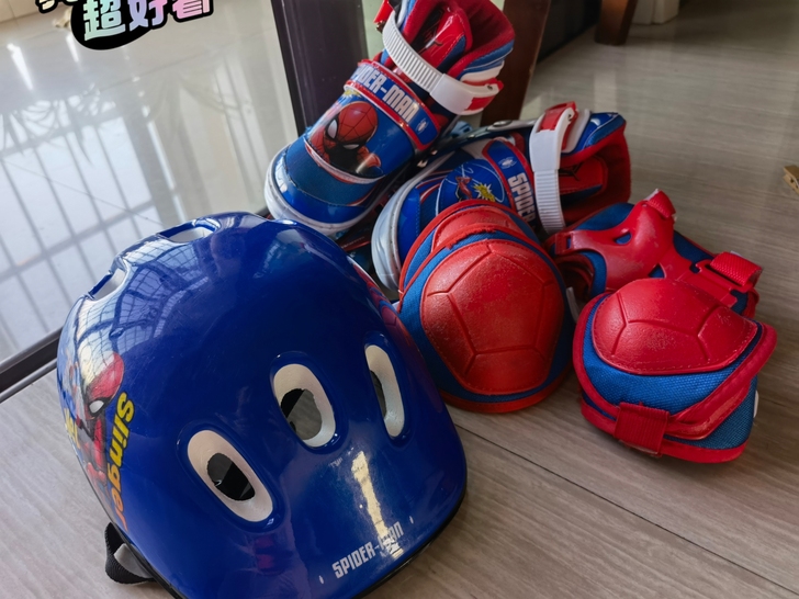 轮滑鞋闲置转让