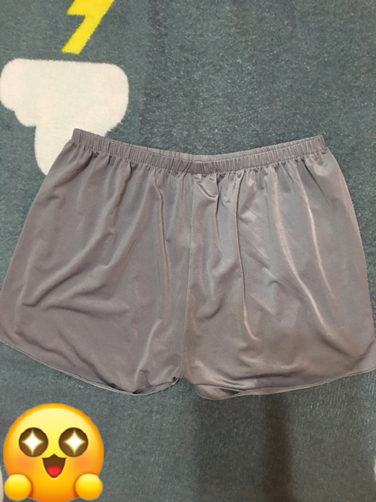 家居短裤,防走光裤,银灰色,几乎全新,均码...