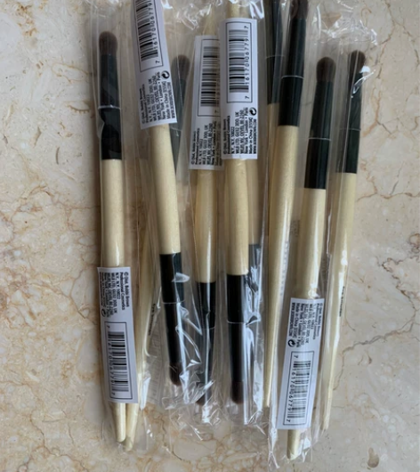 美国Bobbi brown官网活动入的刷子...