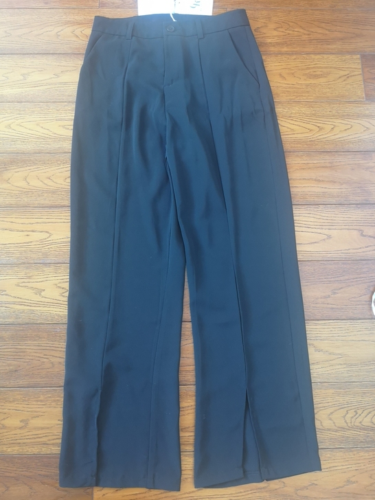 全新带吊牌女裤,