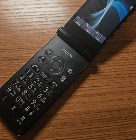 【夏普601sh】【翻盖手机】 想买回来戒...