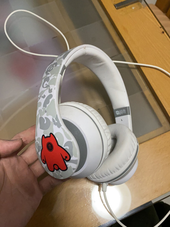 魔音耳机，闲置物品