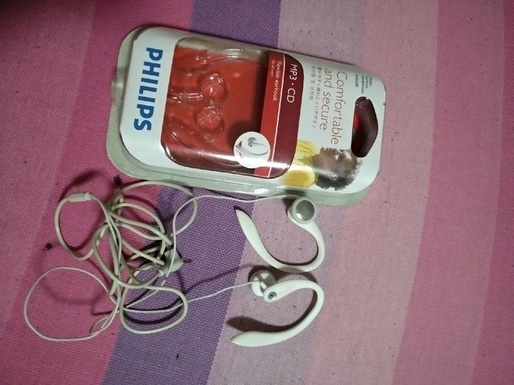 飞利浦运动耳机，耳挂式耳机