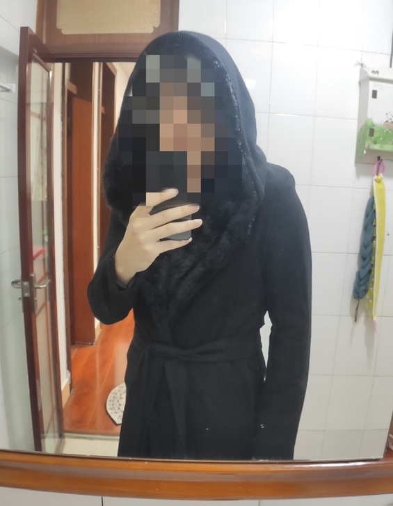 【绝版】男士连帽风衣外套,170,全新完好...