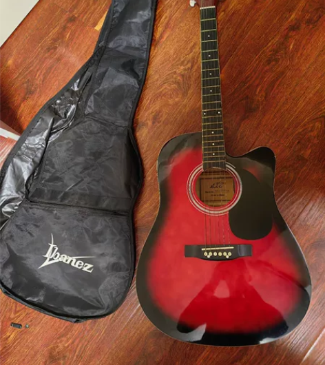 民谣41寸axe吉他一支，适合新手练习使用...