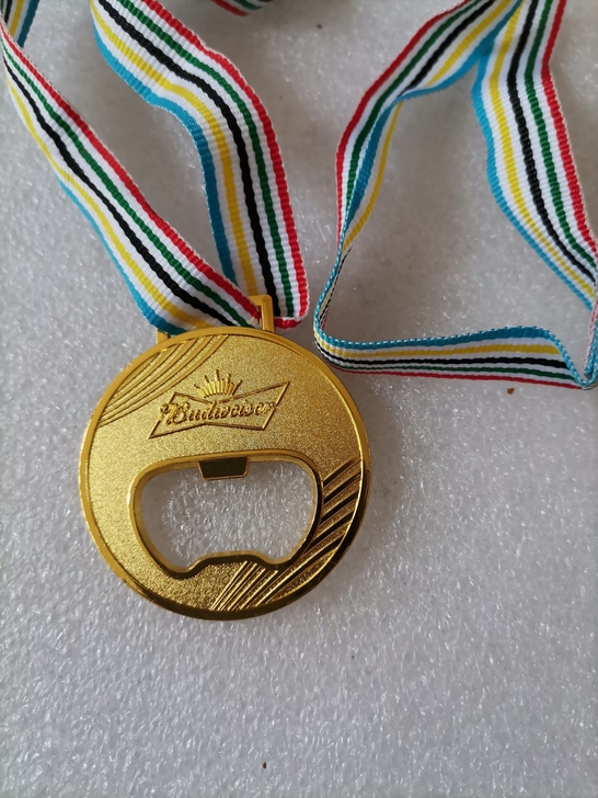 奖牌开瓶器30元包邮喜欢直接拍留言回复