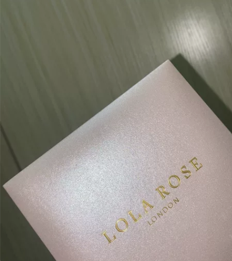 出lola rose小绿表的手表盒子，出盒...