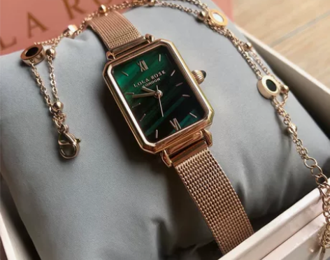 这个仙女手表就是来自英国的设计师品牌LOL...