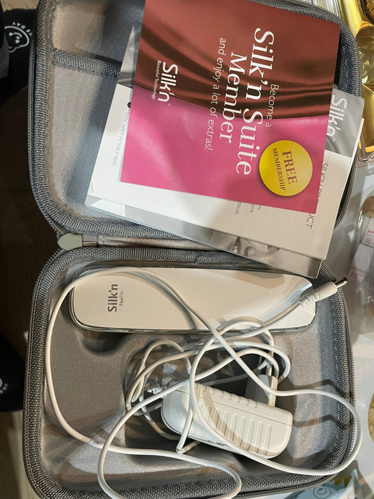 Silk美容仪，买了没用过，准备出手。打包价