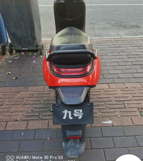 九号电动车一辆，买不到一年，60-20电瓶...