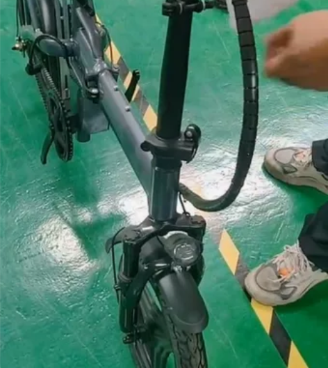 学校不让骑了tomofree折叠电动车，九...