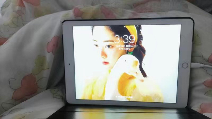 【闲置低价出】Ipad air2020版几...