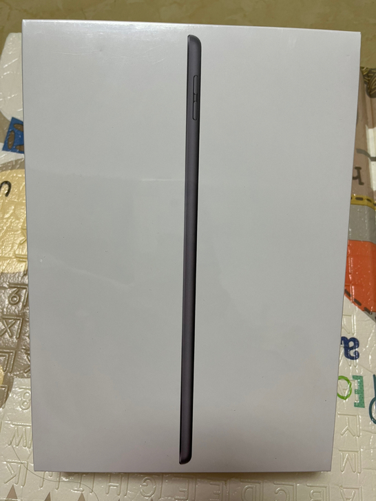 Apple iPad 10.2英寸平板电脑...