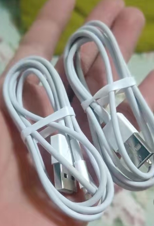 12.9两条3米全新苹果数据线~苹果5s/...