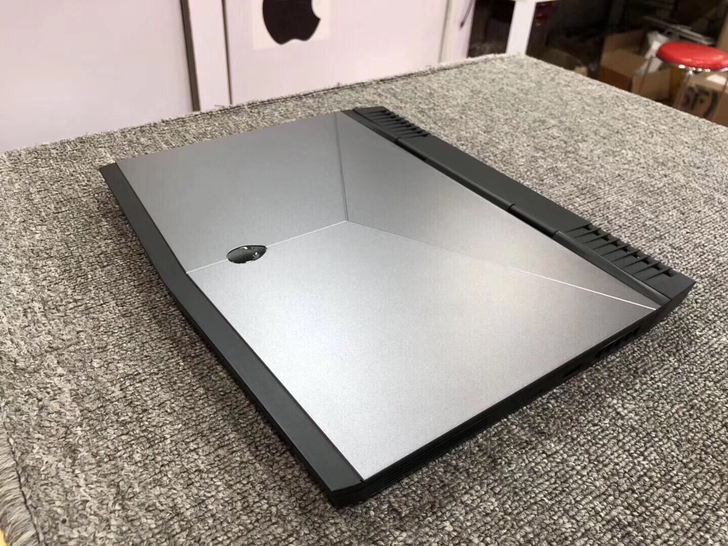 13寸外星人游戏本13R3 超轻薄