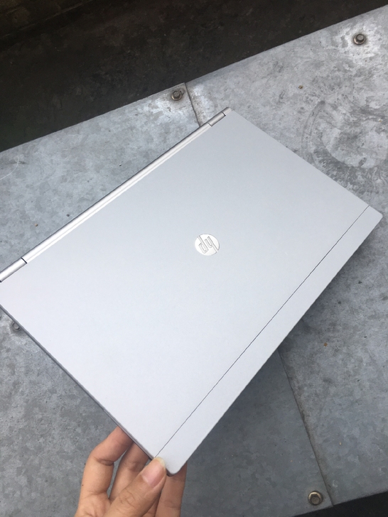 转让女生 i7笔记本电脑 轻便款 8g...