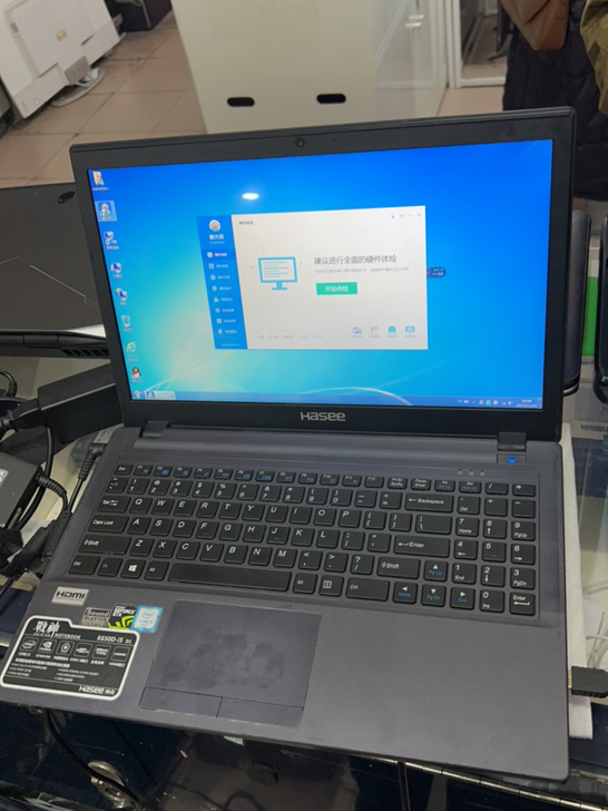 神州战神K650游戏本   i5-4210...