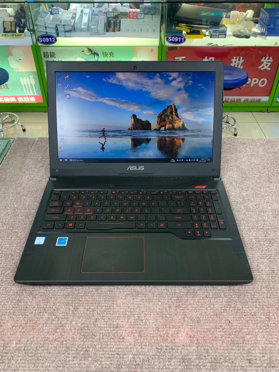 华硕飞行堡垒FX63 i7-7700H
