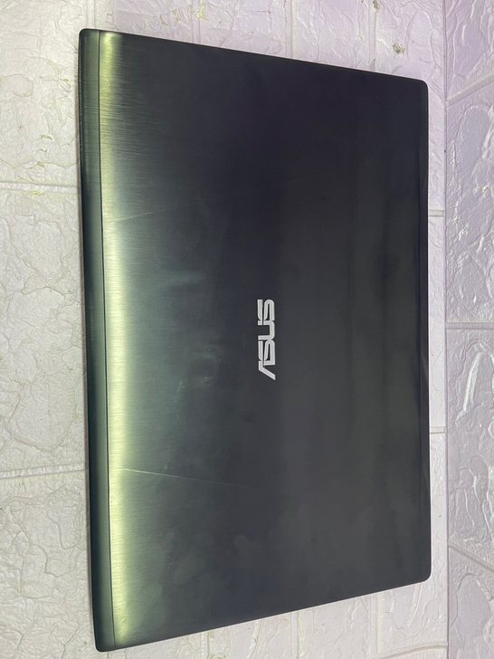 华硕飞行堡垒FX73V游戏本