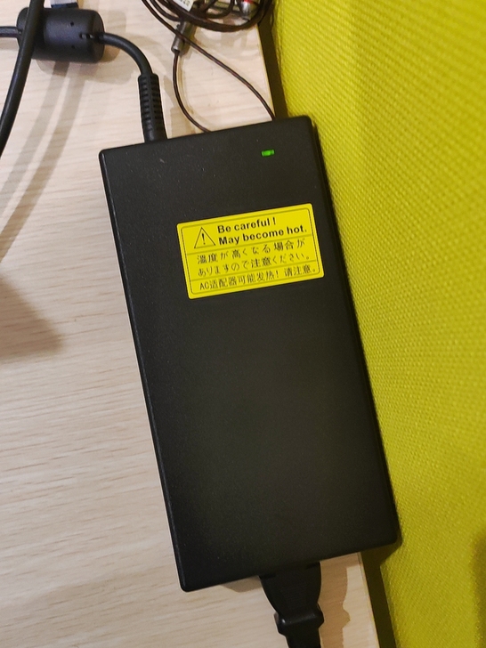 群光230W笔记本电源