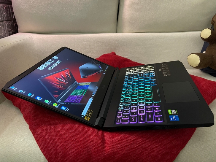 144电竞屏i5十一代 RTX3050宏基...