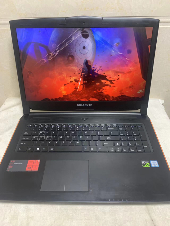 技嘉圣甲骑士P57笔记本游戏本i7-670...