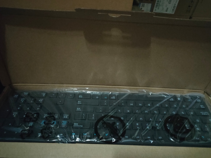 戴尔全新键盘 原厂一箱30个   货太多 ...