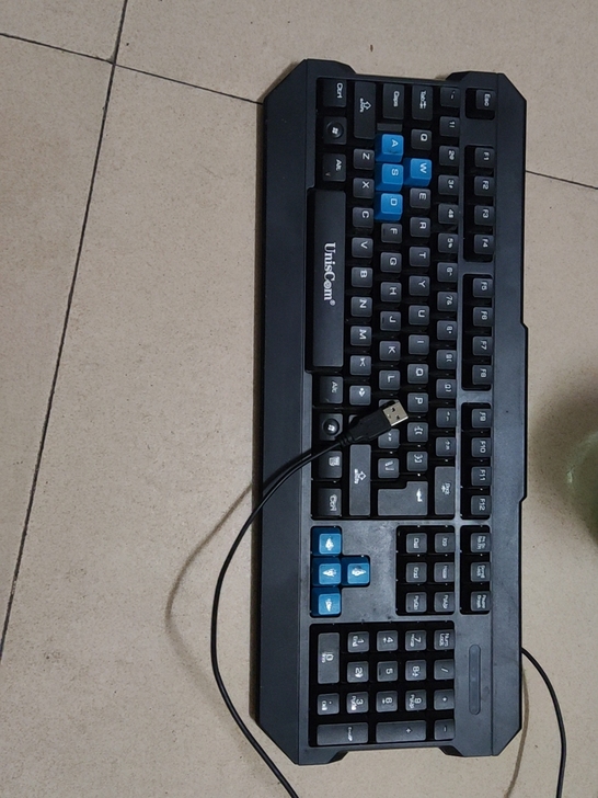 键盘10元，观澜大水坑一村自提，面交